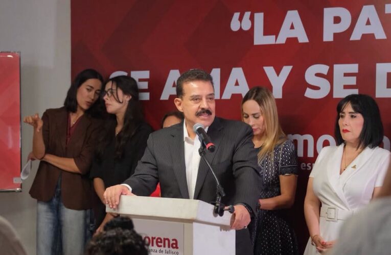 Carlos Lomelí denuncia presiones en empleados para acto de MC