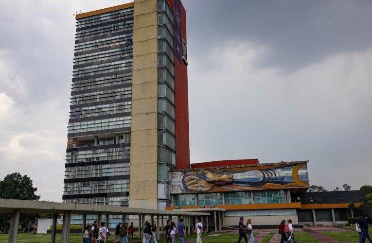 UNAM celebra 475 años con conmemoración histórica de su legado